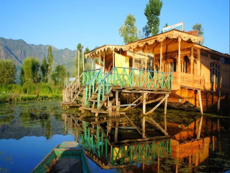 Hotel Golden Hopes Group Of Houseboats Srīnagar Esterno foto