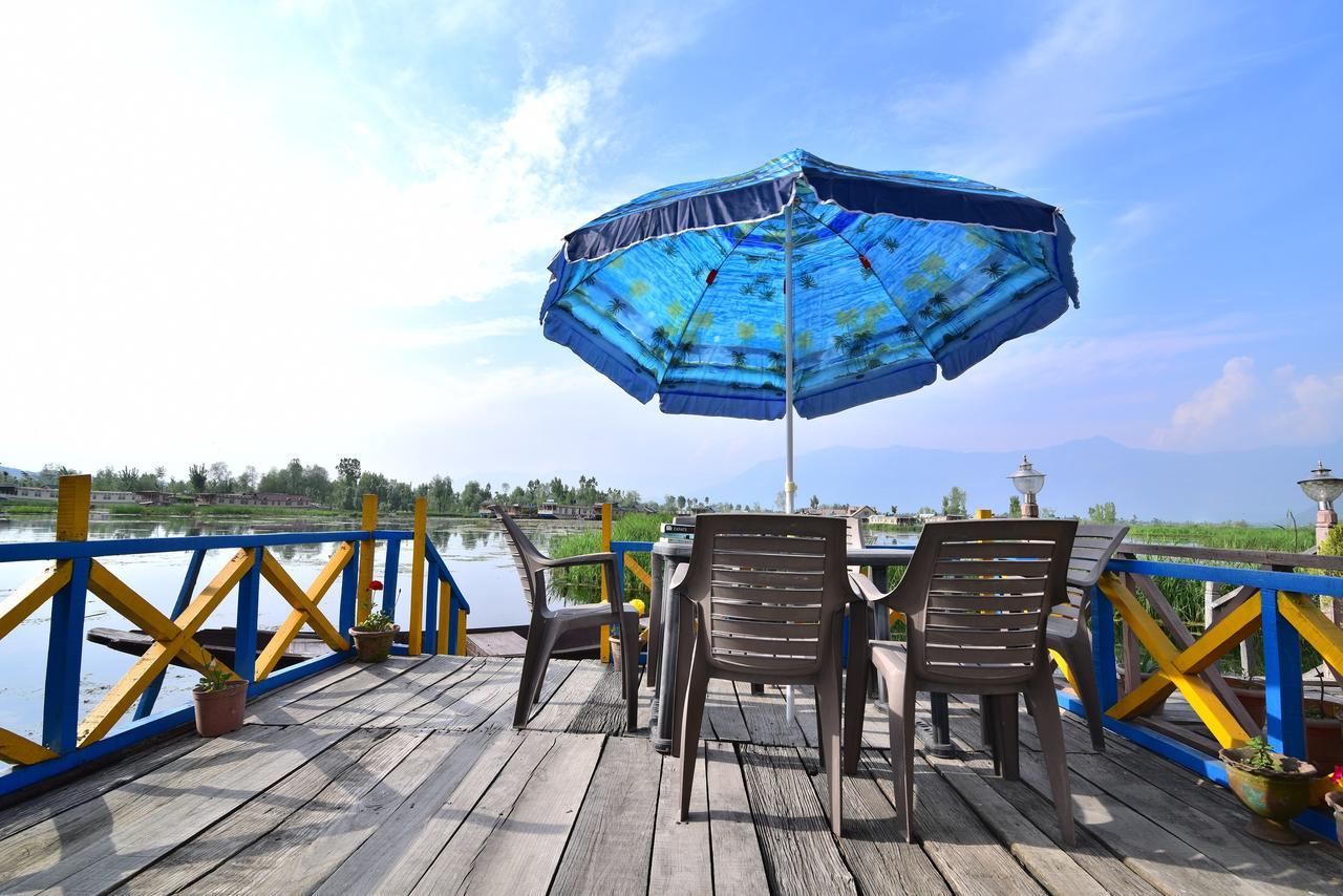 Hotel Golden Hopes Group Of Houseboats Srīnagar Esterno foto