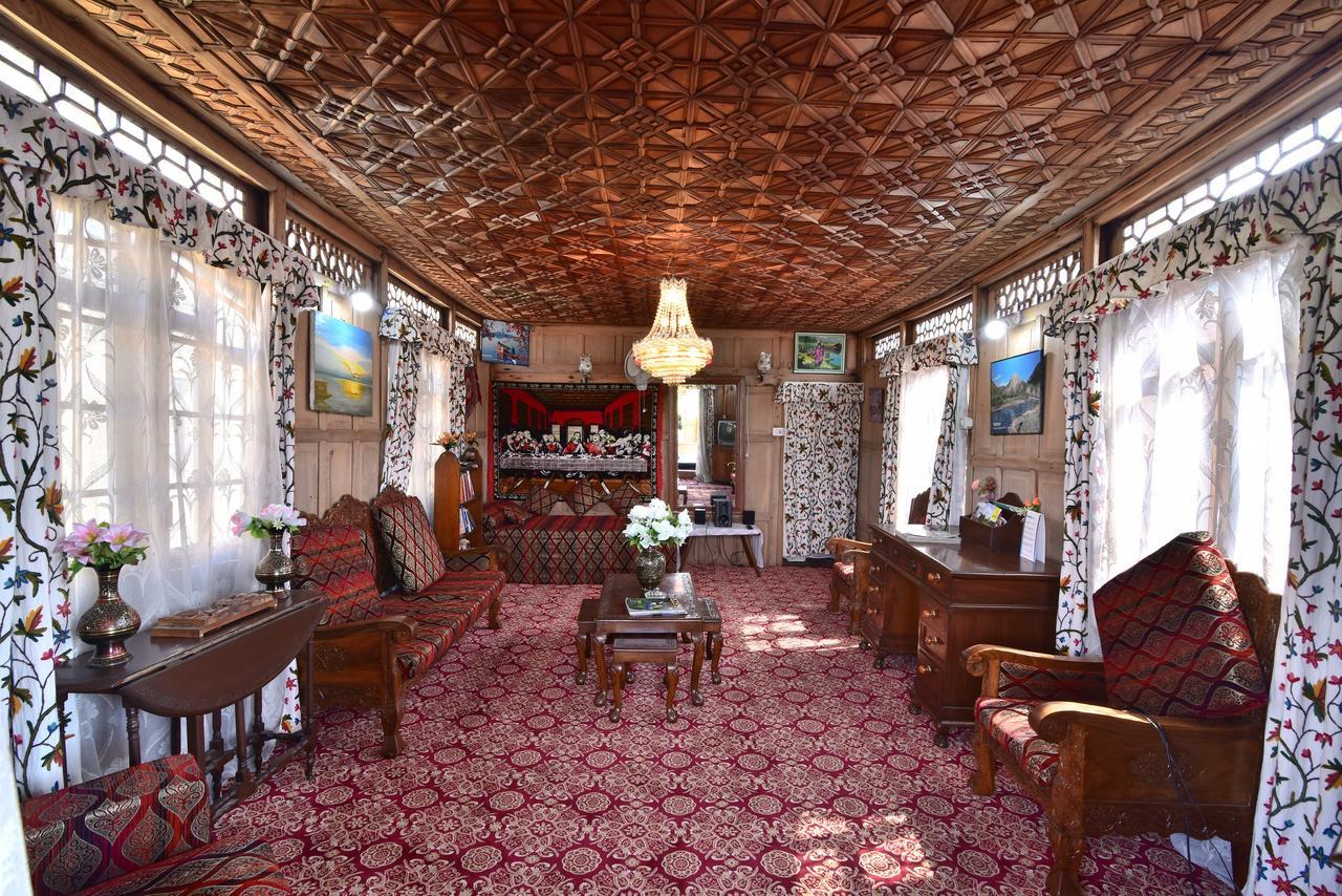 Hotel Golden Hopes Group Of Houseboats Srīnagar Esterno foto