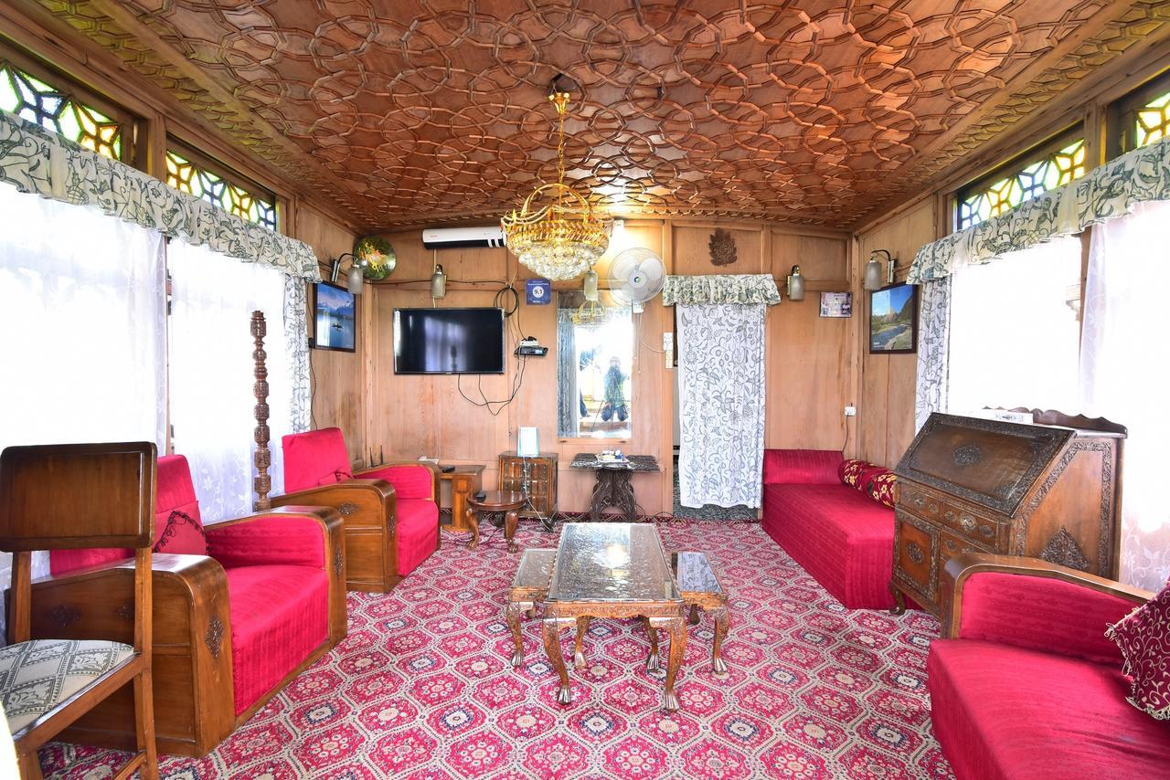 Hotel Golden Hopes Group Of Houseboats Srīnagar Esterno foto